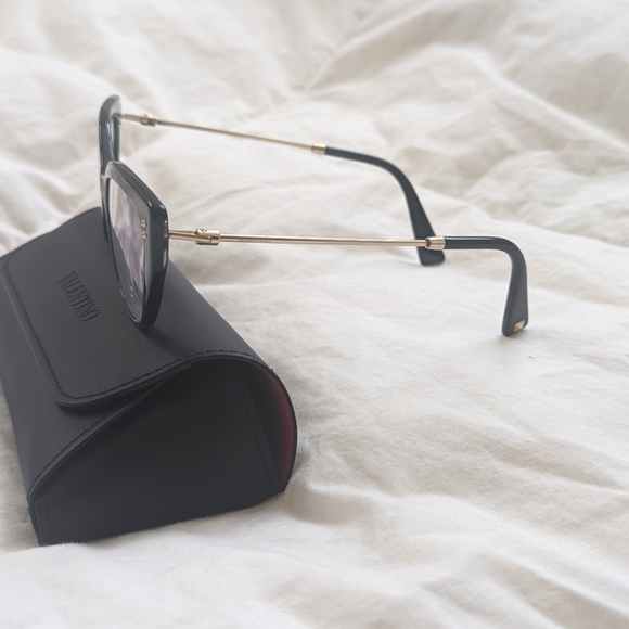 Valentino Glasses - Picture 3 of 4